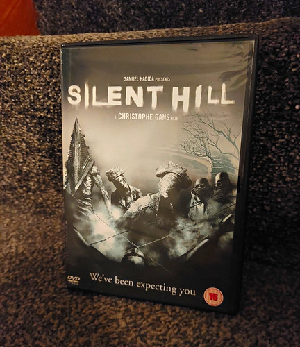 Silent hill dvd cert - silent,